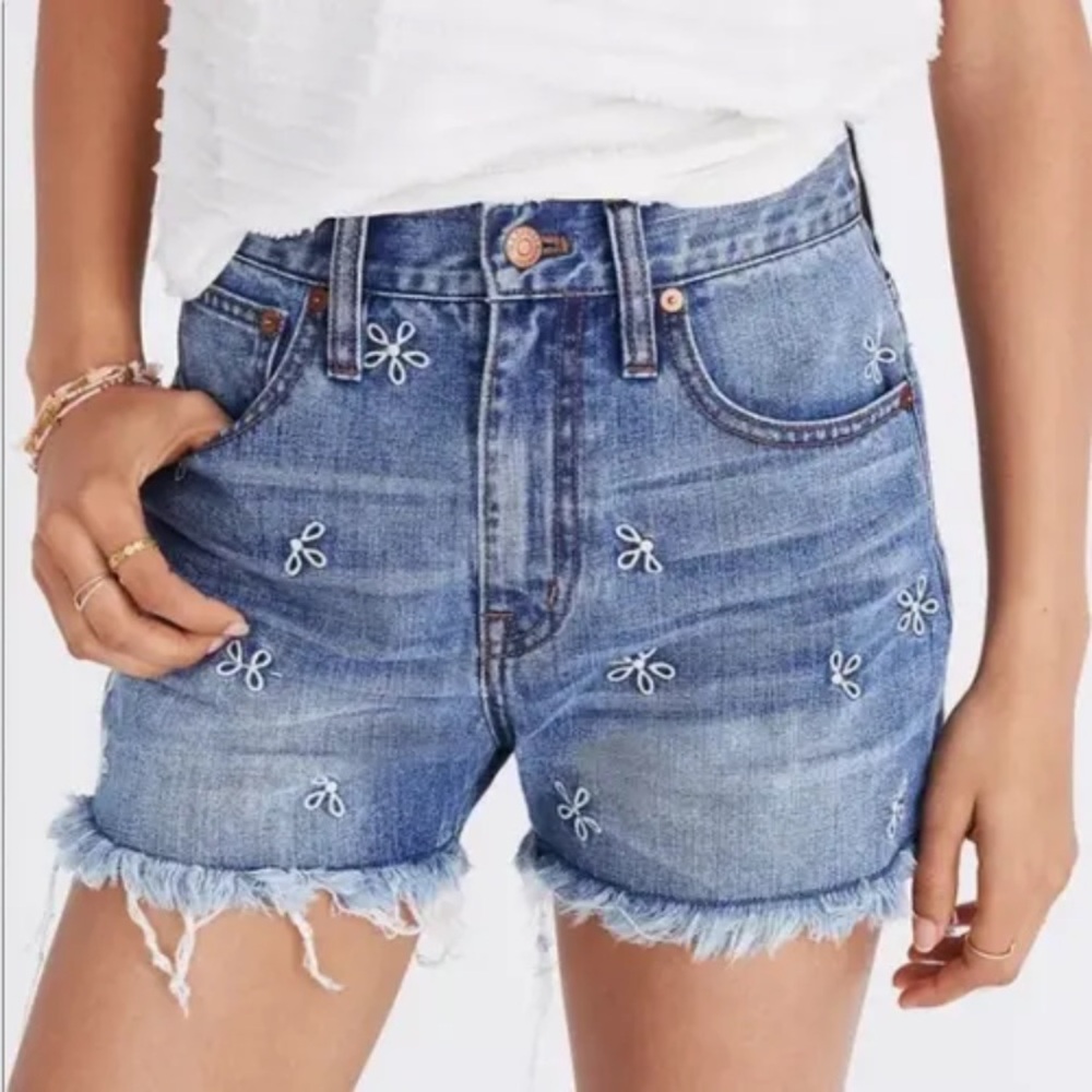 Madewell daisy denim short, size 24 New With Tags!
